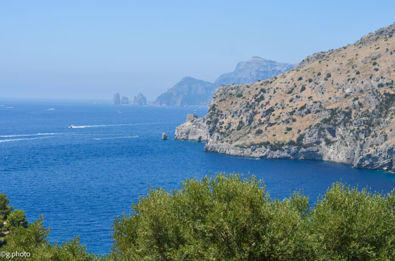 weekend penisola sorrentina: mare, trekking e il Vesuvio al ritorno