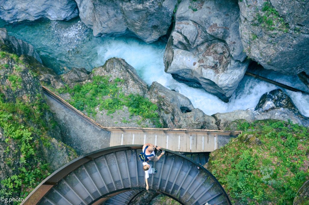 La gola, Helix ed il fiume  a Liechtensteinklamm