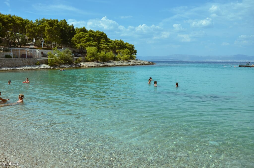 La spiaggia Likva sull'isola di Brac